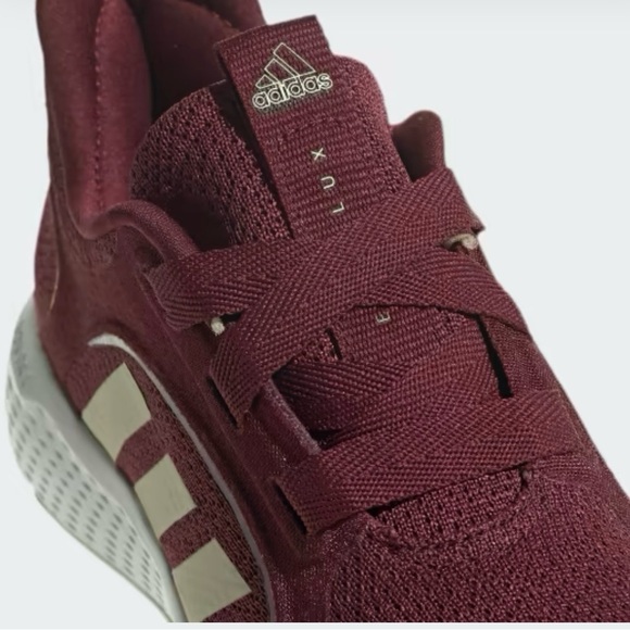 Brand New Adidas Running Shoes - Womenβs Size 8.5 (Original Box Included!) - Picture 4 of 16